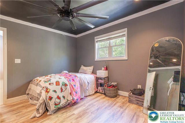 973 Country Place Drive, Coolbaugh Twp, PA 18466
