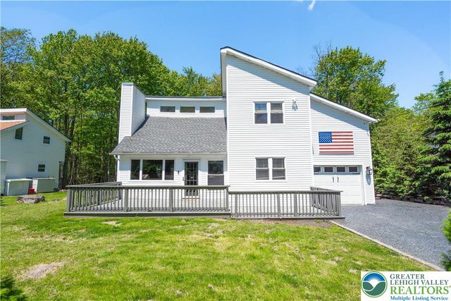 973 Country Place Drive, Coolbaugh Twp, PA 18466
