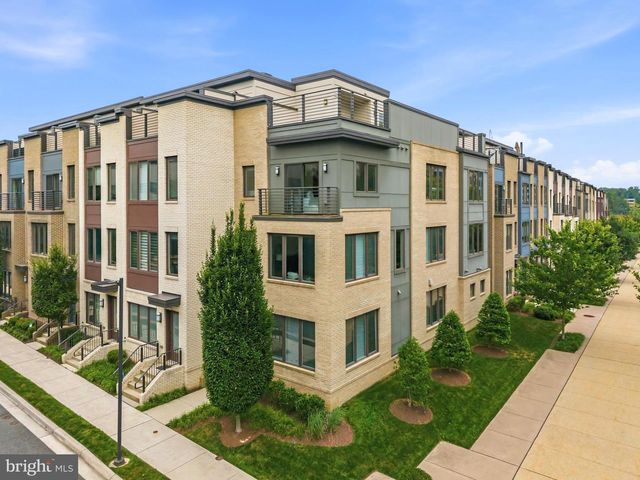 10430 BREUER ST, Bethesda, MD 20817