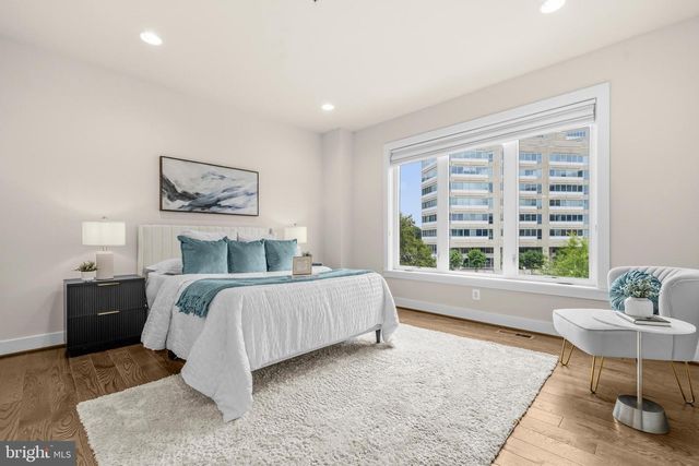 10430 BREUER ST, Bethesda, MD 20817