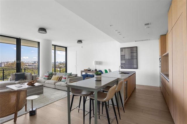 8701 Collins Ave 604, Miami Beach, FL 33154