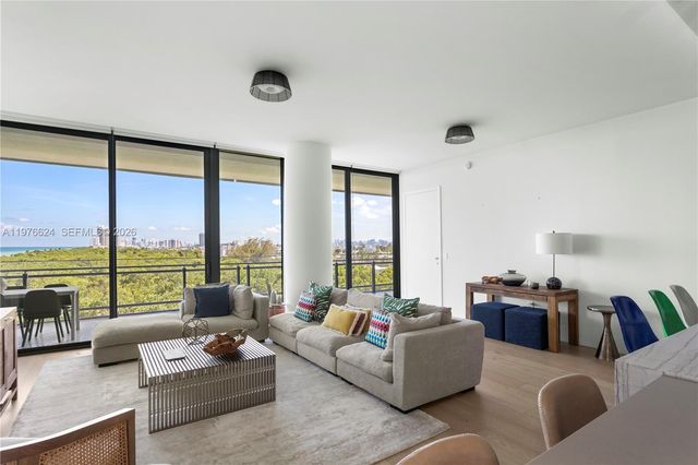 8701 Collins Ave 604, Miami Beach, FL 33154