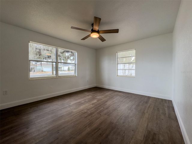 1047 CLAY BOULEVARD, Eustis, FL 32726