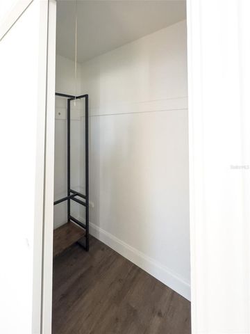 1047 CLAY BOULEVARD, Eustis, FL 32726