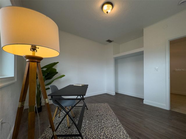 1047 CLAY BOULEVARD, Eustis, FL 32726