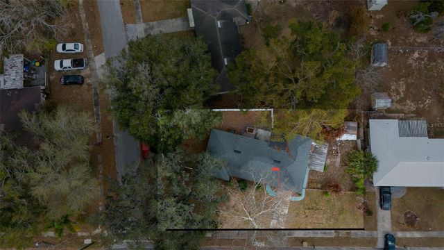 1047 CLAY BOULEVARD, Eustis, FL 32726