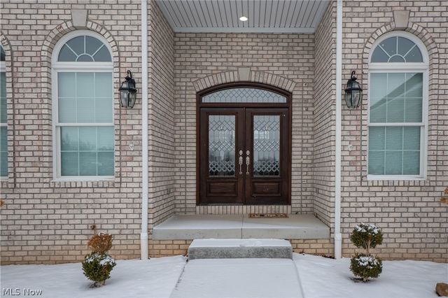 6443 Hills And Dales Road NW, Canton, OH 44708