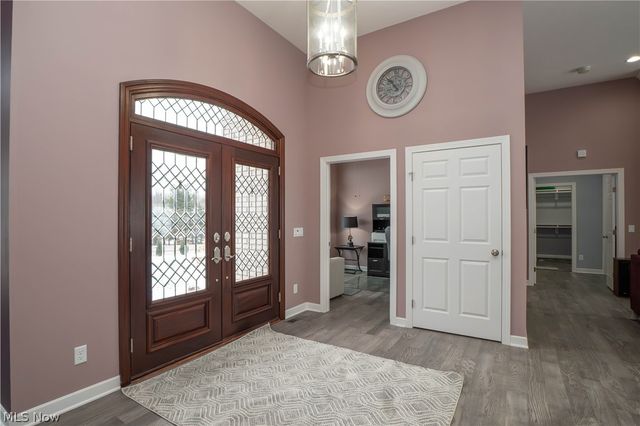 6443 Hills And Dales Road NW, Canton, OH 44708