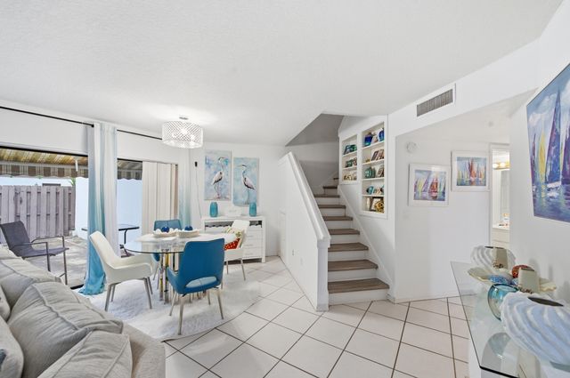 105 Weybridge Circle A, Royal Palm Beach, FL 33411