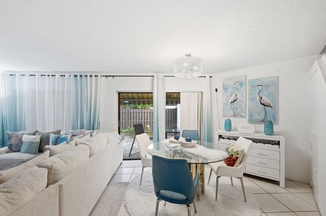 105 Weybridge Circle A, Royal Palm Beach, FL 33411