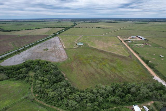 000 Fm 1693, Garwood, TX 77442