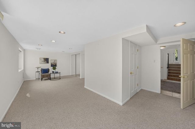 75 WOODMONT, Lawrenceville, NJ 08648