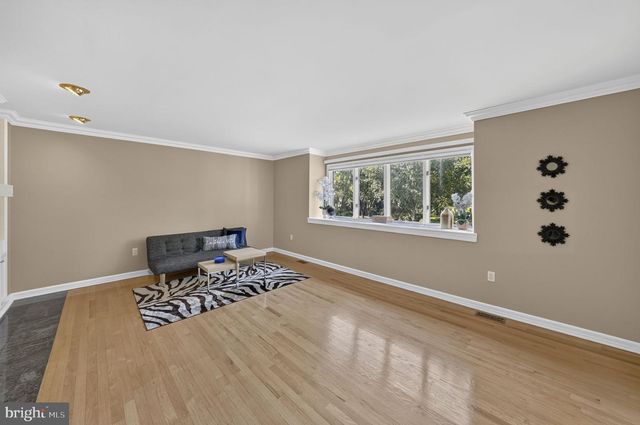 75 WOODMONT, Lawrenceville, NJ 08648