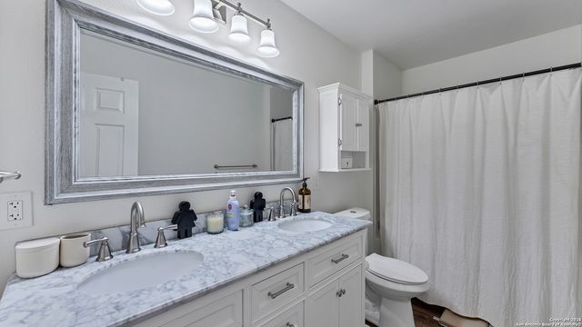 404 Reiley, Seguin, TX 78155