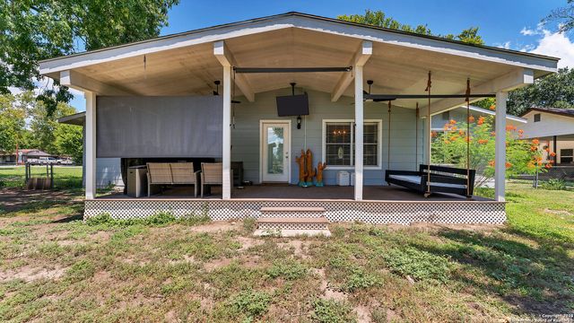 404 Reiley, Seguin, TX 78155