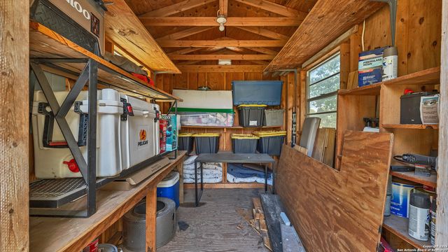 404 Reiley, Seguin, TX 78155