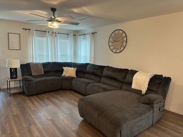 1410 Red Hills Dr Camp W, Iowa Colony, TX 77583