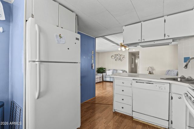 2460 E MAIN Street D2, Mesa, AZ 85213