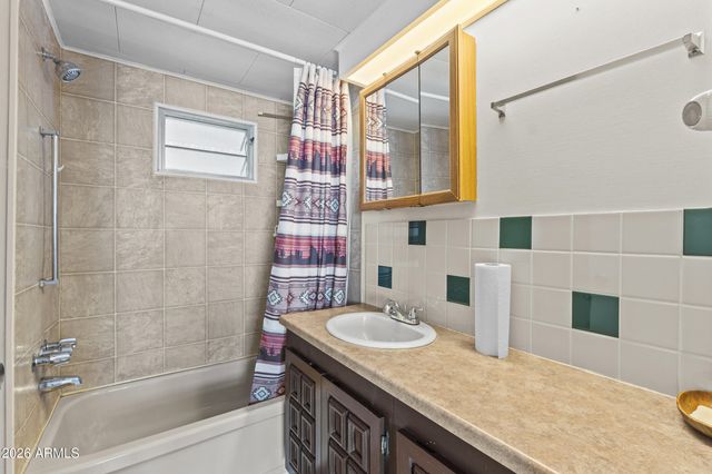 2460 E MAIN Street D2, Mesa, AZ 85213