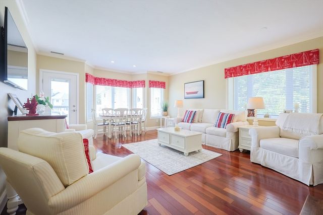 539 White Cliff Dr. End, Plymouth, MA 02360