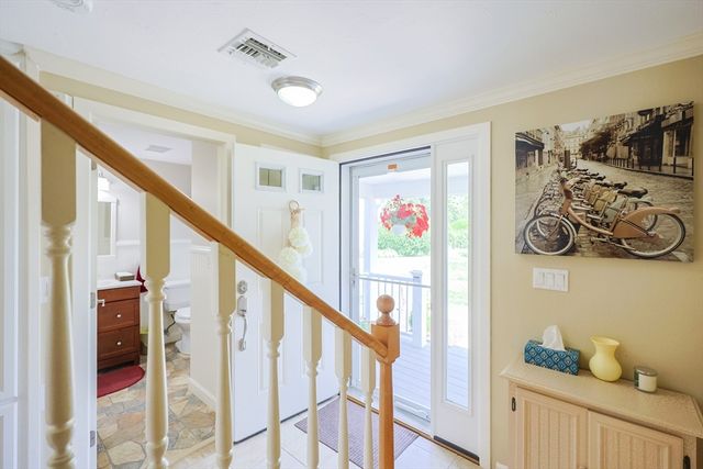 539 White Cliff Dr. End, Plymouth, MA 02360