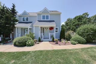 539 White Cliff Dr. End, Plymouth, MA 02360