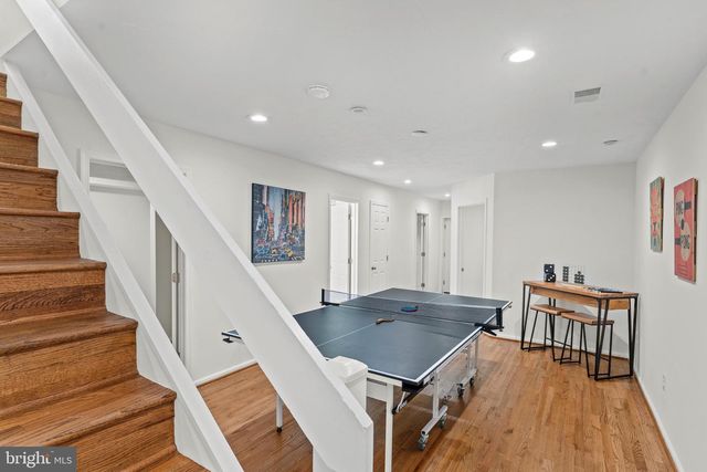 9201 POTOMAC WOODS LN, Great Falls, VA 22066