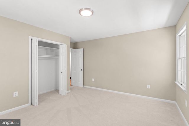 9201 POTOMAC WOODS LN, Great Falls, VA 22066