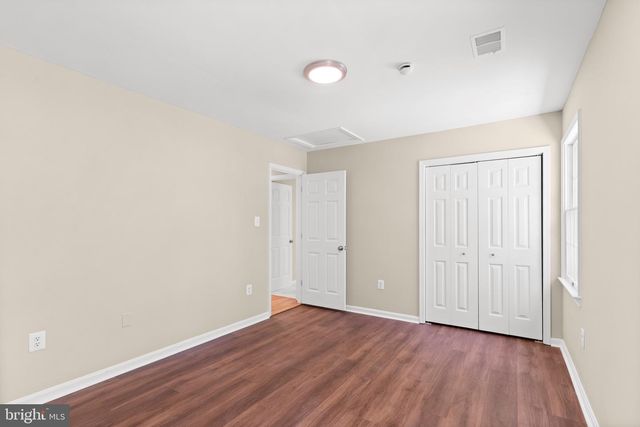 9201 POTOMAC WOODS LN, Great Falls, VA 22066