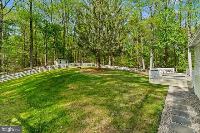 9201 POTOMAC WOODS LN, Great Falls, VA 22066