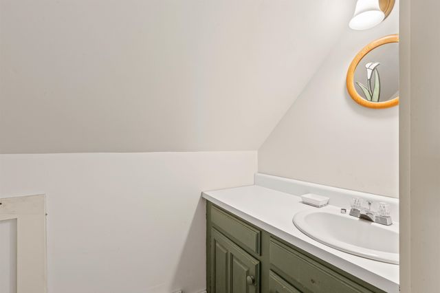 47 Stagecoach Road, Alton, NH 03809