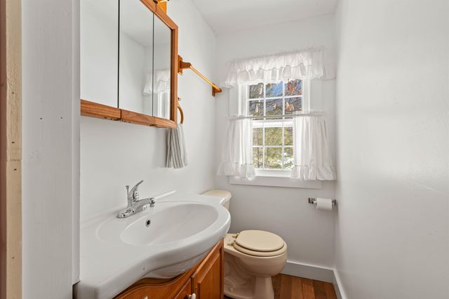 47 Stagecoach Road, Alton, NH 03809