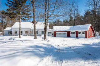 47 Stagecoach Road, Alton, NH 03809