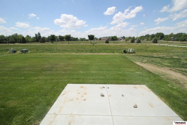 1719 N Brookside Lane, York, NE 68467