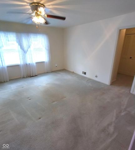 1321 Greenway Drive, Anderson, IN 46011