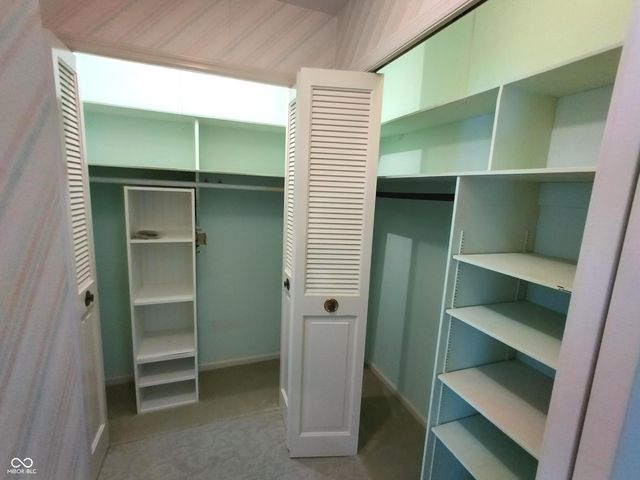 1321 Greenway Drive, Anderson, IN 46011