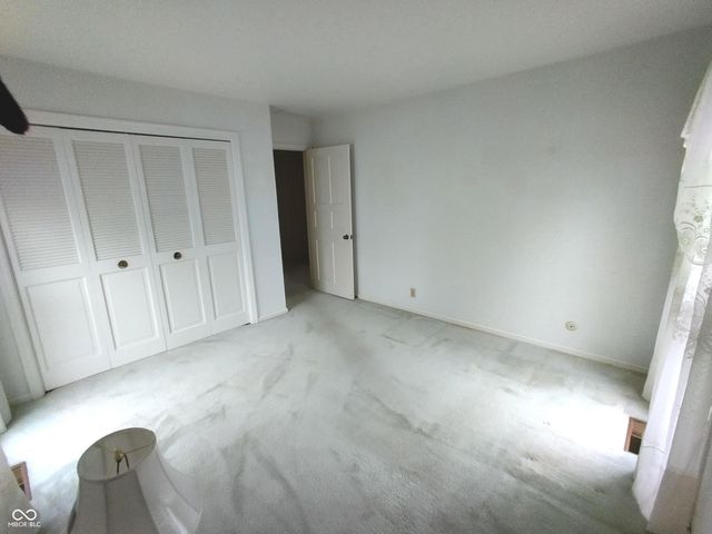 1321 Greenway Drive, Anderson, IN 46011