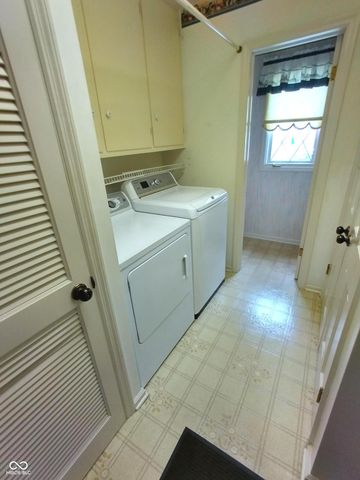 1321 Greenway Drive, Anderson, IN 46011