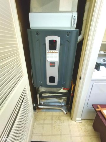 1321 Greenway Drive, Anderson, IN 46011