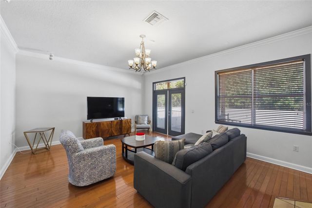 7504 S WEST SHORE BOULEVARD, Tampa, FL 33616