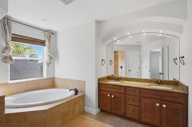 7504 S WEST SHORE BOULEVARD, Tampa, FL 33616