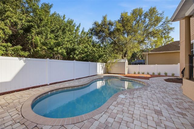 7504 S WEST SHORE BOULEVARD, Tampa, FL 33616