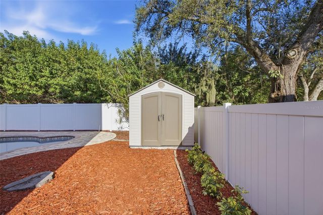 7504 S WEST SHORE BOULEVARD, Tampa, FL 33616