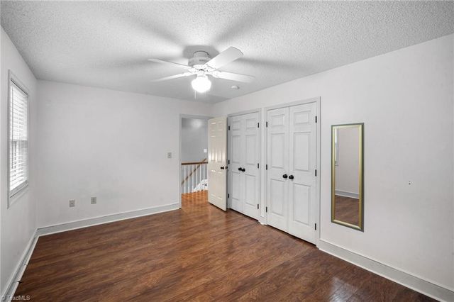 1725 Abbottsford Drive, Kernersville, NC 27284