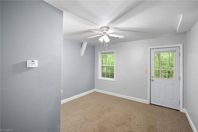 1725 Abbottsford Drive, Kernersville, NC 27284