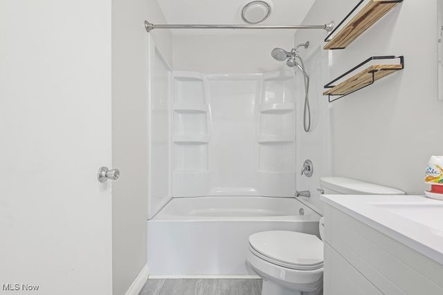 549 Linwood Drive, Alliance, OH 44601