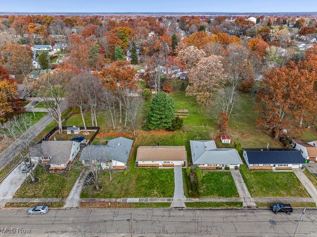 549 Linwood Drive, Alliance, OH 44601