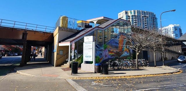 1585 Ridge Avenue 410, Evanston, IL 60201