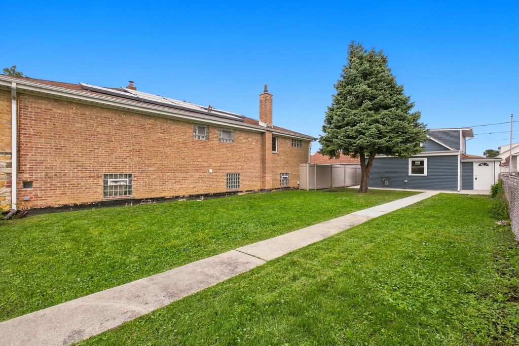 6007 S Monitor Avenue, Chicago, IL 60638 — photo 3