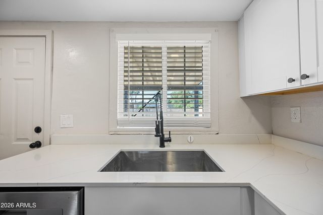 750 W 1ST Place, Mesa, AZ 85201